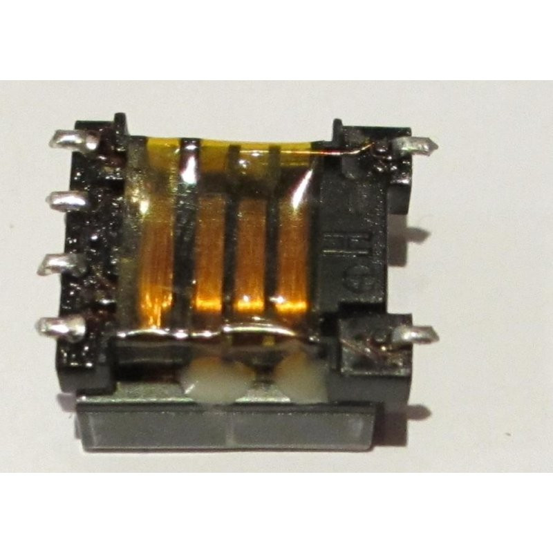 Invertoare LCD Invertor LCD Y4H1 T644 13,17 Lei