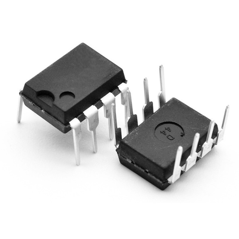 C.I N.... NCP1200P60G 3,30 Lei